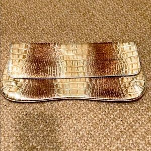 Jalda bronze/cream clutch.